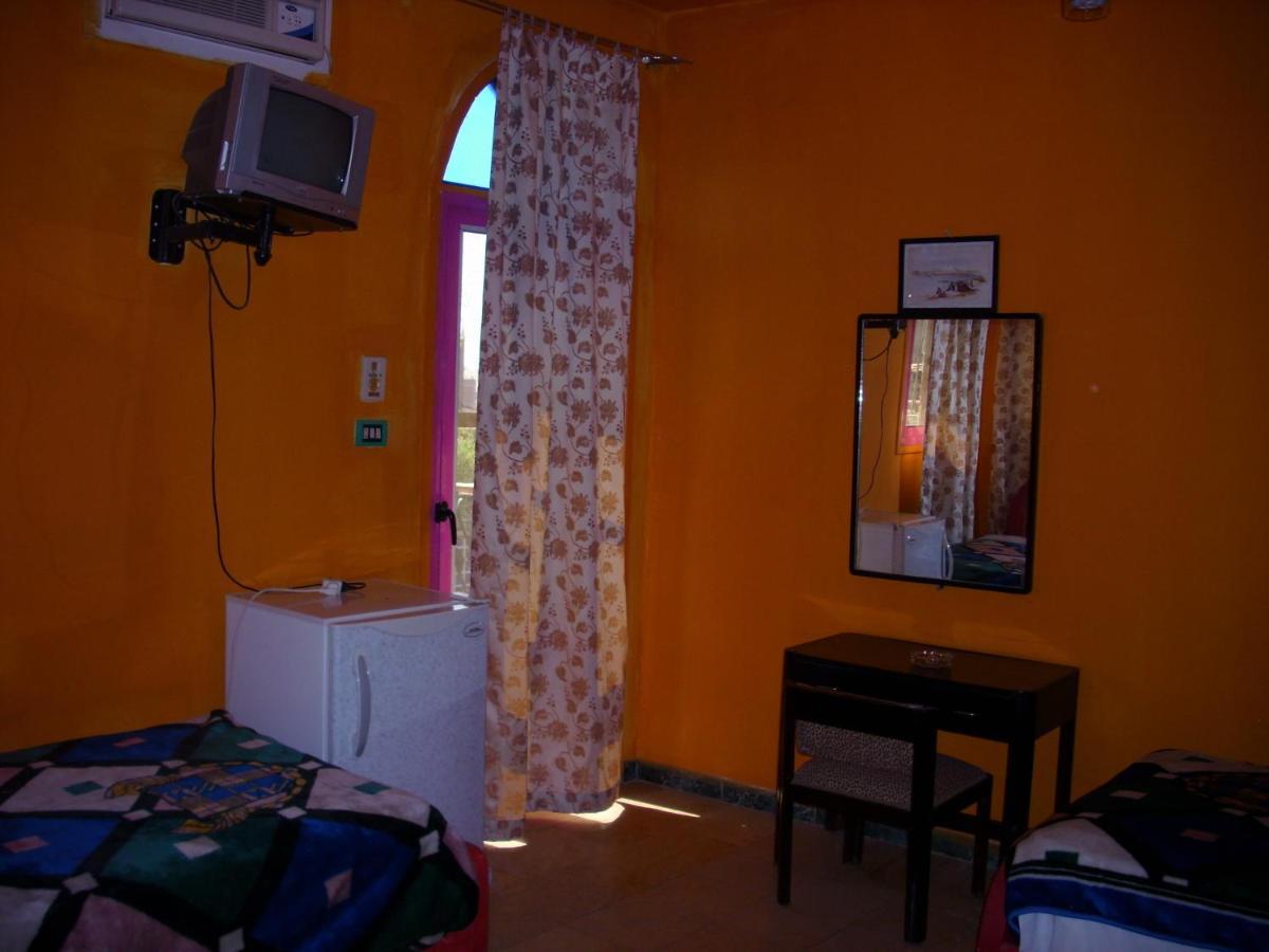 Ramsess Hostel Luksor Exterior foto